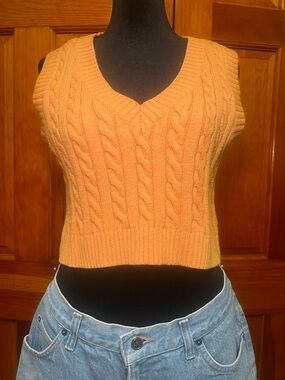 Cable Knit V-Neck Crop Tank Top - Orange